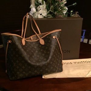 Sold Authentic Louis Vuitton Neverfull Gm
