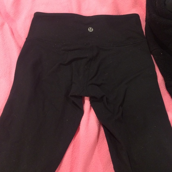 Black leggings