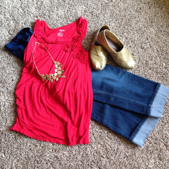 Maternity jean capris