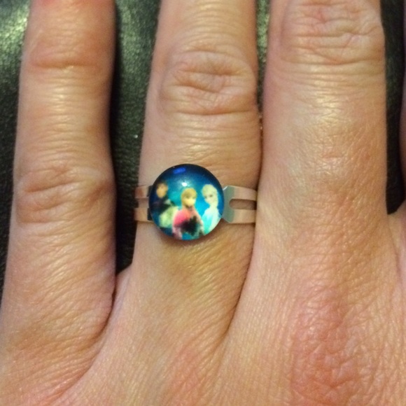 Frozen Handmade Glass Dome Adjustable Ring. - Picture 1 of 1