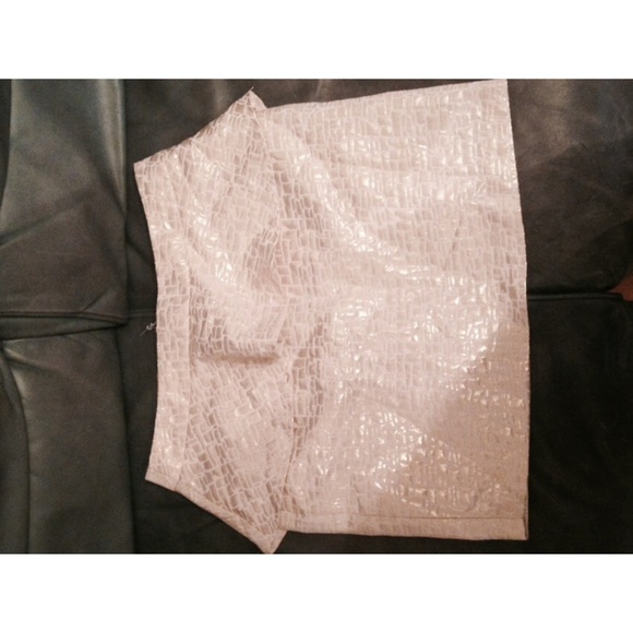 Forever21 party skirt - Picture 1 of 2