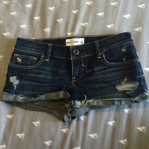 NWOT Abercrombie dark wash distressed shorts