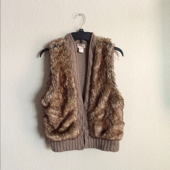 Forever 21 Jackets & Blazers - Faux Fur Vest