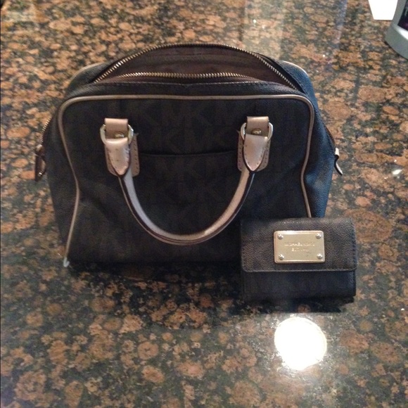 MK Handbag and mini wallet
