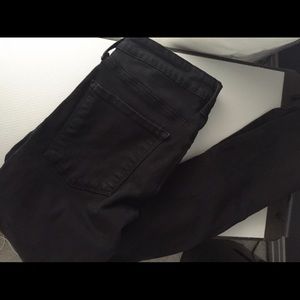 Vince Riley skinny jeans in black