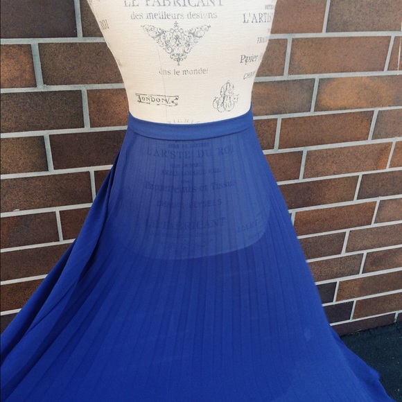 SOLD - Picture 2 of 3