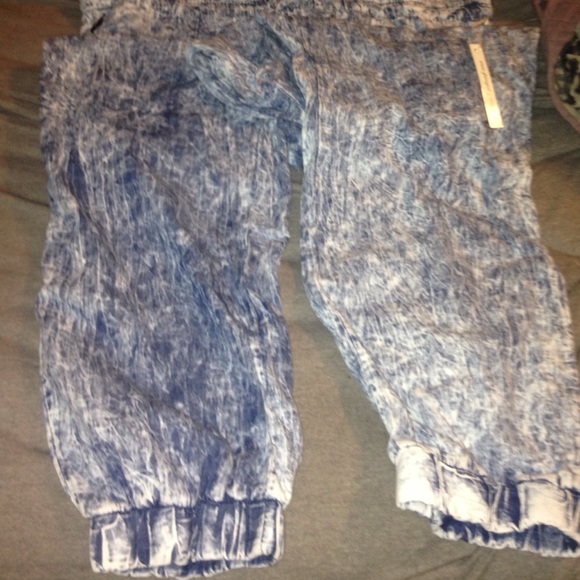 A blue jean romper size 2X