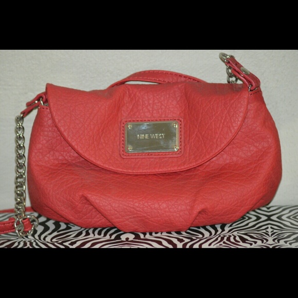 nine west side bags
