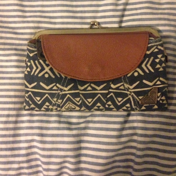Roxy Aztec Wallet