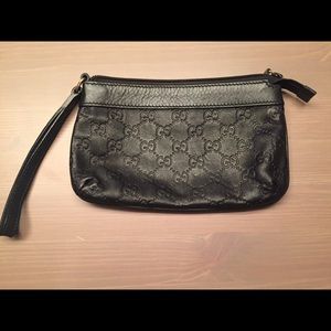 Gucci wristlet