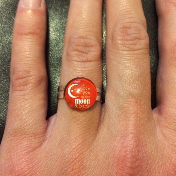 I Love You To The Moon & Back Glass Dome Ring - Picture 2 of 2