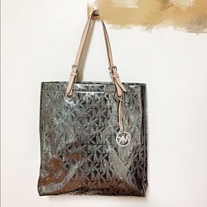 Micheal Kors large silver bag
