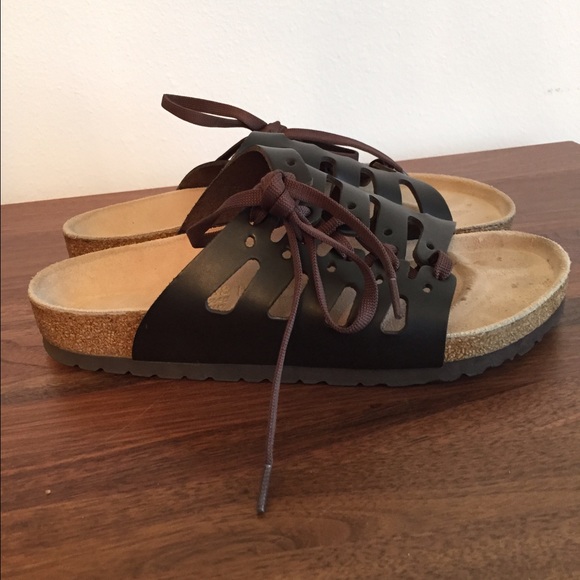 ❌SOLD❌Birkenstock brown leather lace-up sandals - Picture 3 of 4