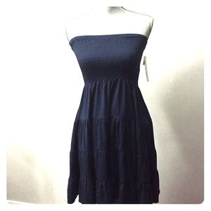 Strapless short navy blue dress