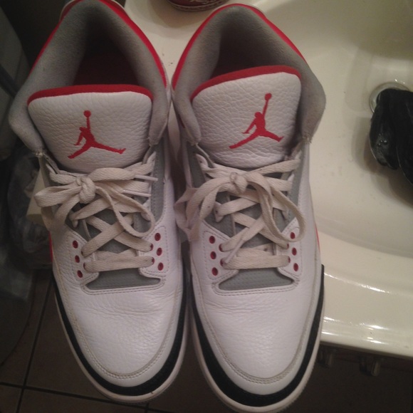 Air Jordan Retro Fire Red Three iii