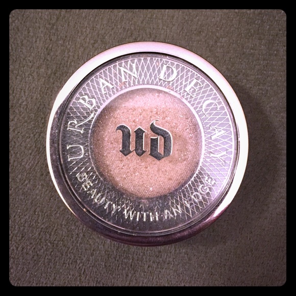 ◾️◾️◾️SOLD◾️◾️◾️Urban Decay eyeshadow!
