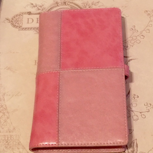 ‼️SOLD‼️ - Picture 2 of 4