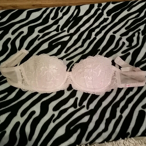 PINK Victoria's Secret Other - Lacey light pink bra