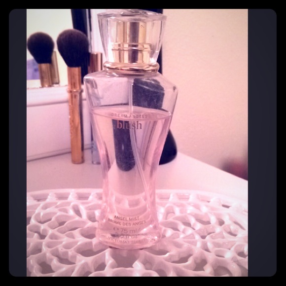 VS Dream Angels blush - angel mist