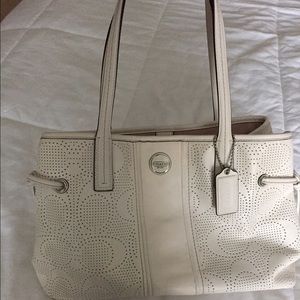 Stunning COACH handbag