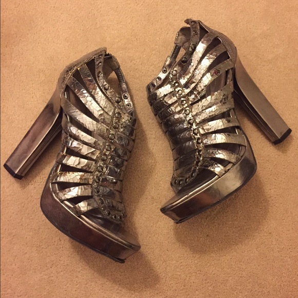 Jessica Simpson gladiator heels