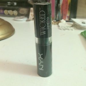 NYX Wicked Lippie in Risqué