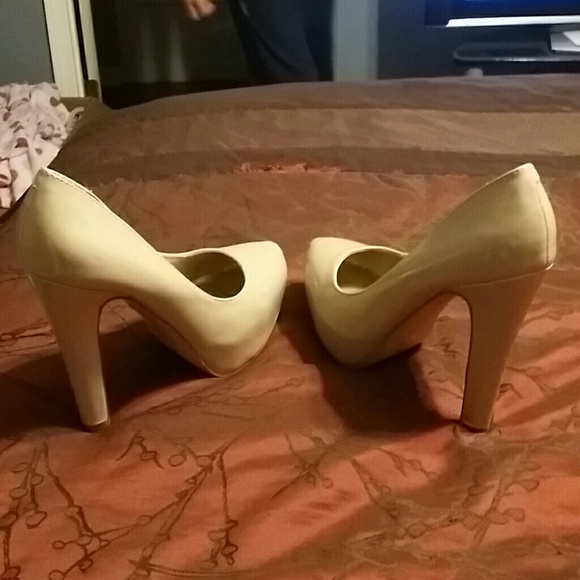 Dress shoes - Picture 3 of 4