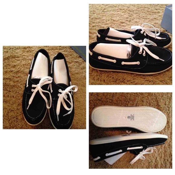 boat shoes