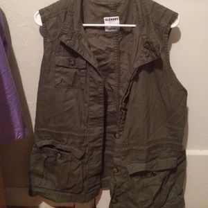 Old navy vest
