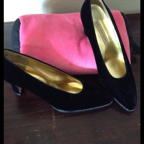 Gorgeous black embellished heels sz 8.5