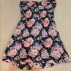 Floral sleeveless dress