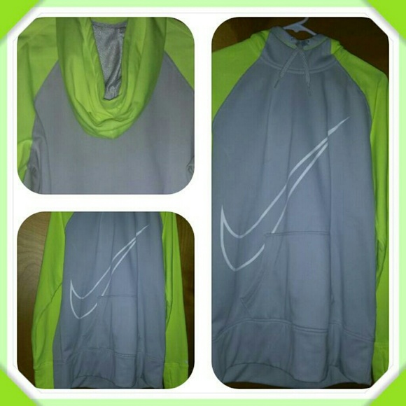Nike therma-fit womens hoodie