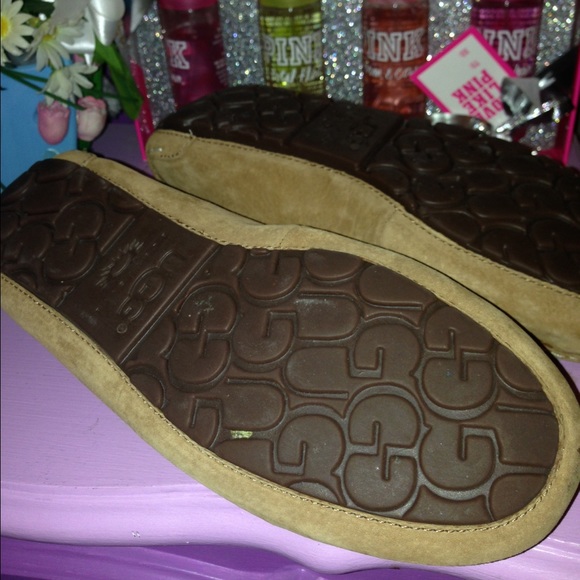 Ugh Slippers - Picture 3 of 3