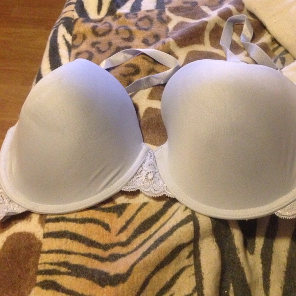 Light blue bra 38DD
