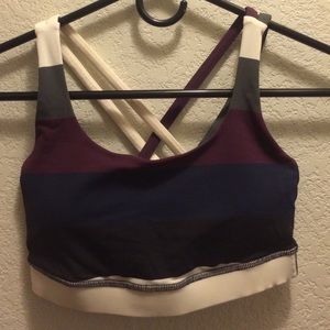 Lululemon sports bra