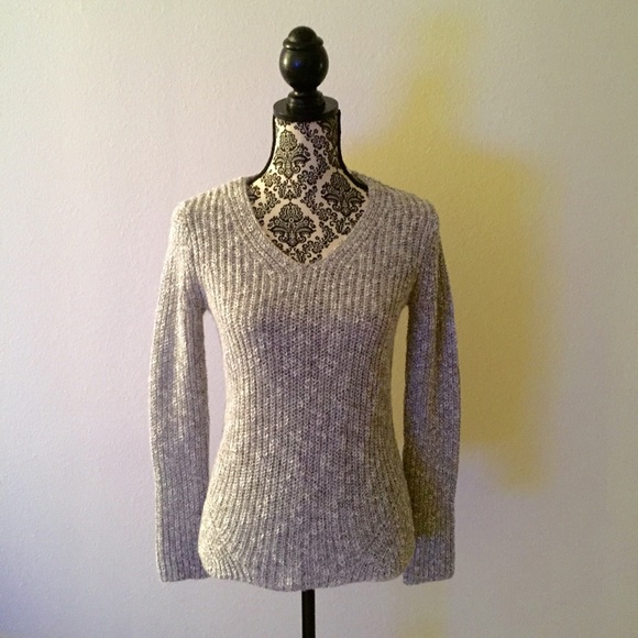 Old Navy Grey Woven Sweater - Picture 1 of 3