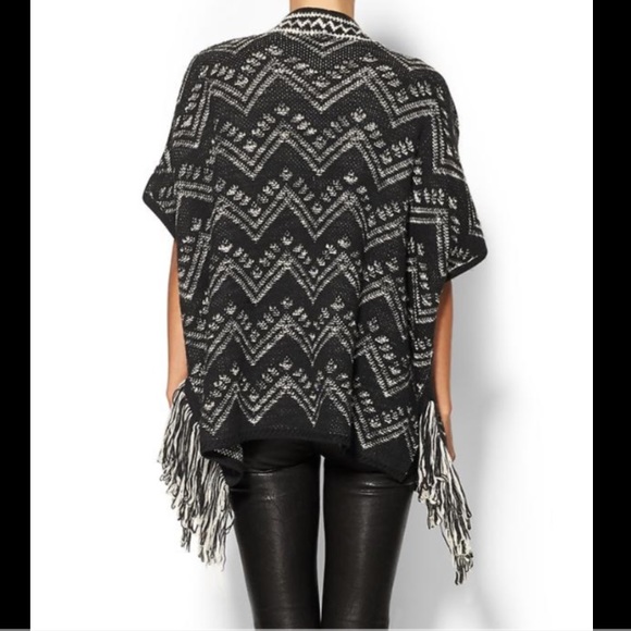 NWT Open Fringe Cardigan - Large - Picture 2 of 4