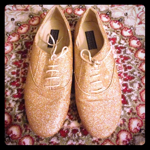 Gold glitter Oxford style shoes