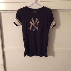 NY Yankees tshirt