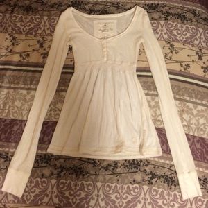 A&F white top