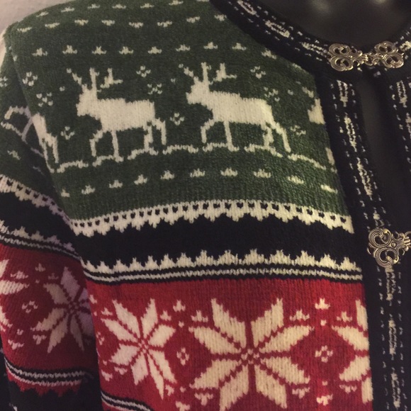 ⭐️CROFT AND BARROW SWEATER JACKET NWT!!⭐️ - Picture 3 of 4
