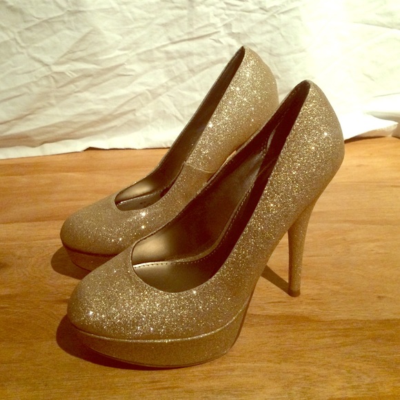 Gold platform heels