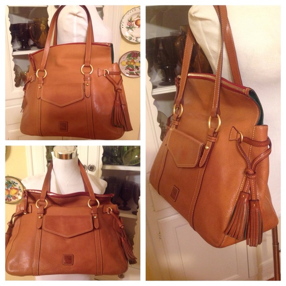Dooney & Bourke Handbags - 398$ Dooney Bourke Florentine Smith bag in natural