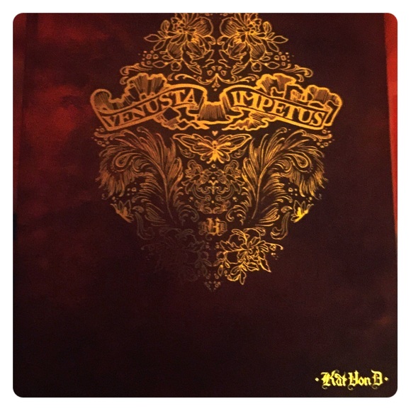Kat Von D Tatto Chronicals Makeup Palette