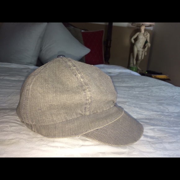 Armani exchange hat - Picture 3 of 3