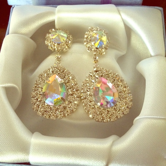 Beautiful elegant earrings 💖✨