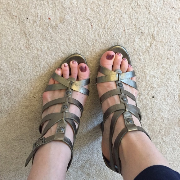 ๐HOST PICK๐ JUST REDUCED Pewter strappy heels - Picture 2 of 4
