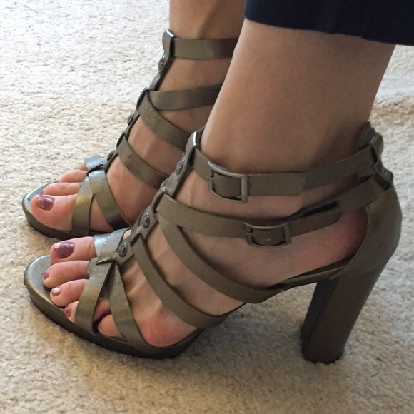 ๐HOST PICK๐ JUST REDUCED Pewter strappy heels - Picture 3 of 4