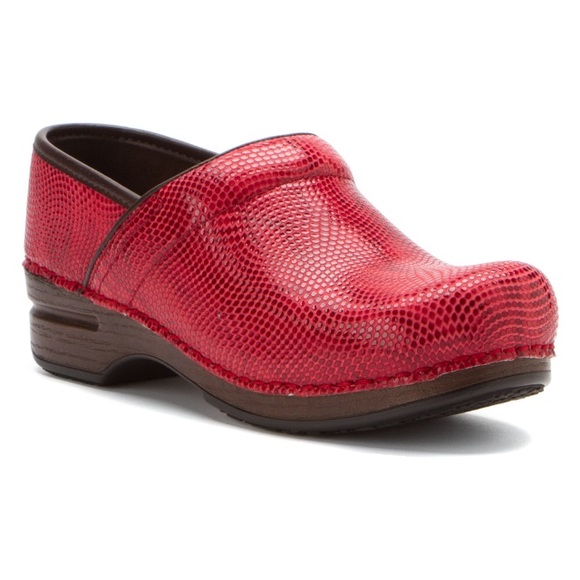 Dansko XP Clogs 38
