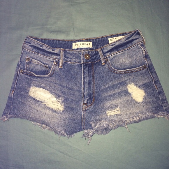 Highwaisted denim shorts - Picture 1 of 2